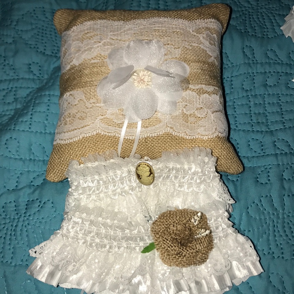 New Bundle of 2 Garters and ring pillow